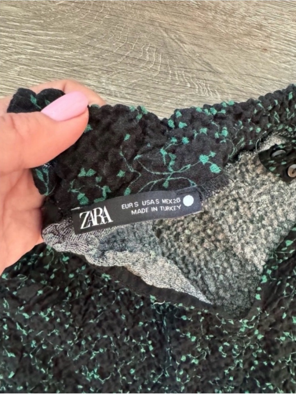 Zara Textured Floral Blouse Puff Sleeve Open Back Top Black Green Size S - Picture 8 of 9